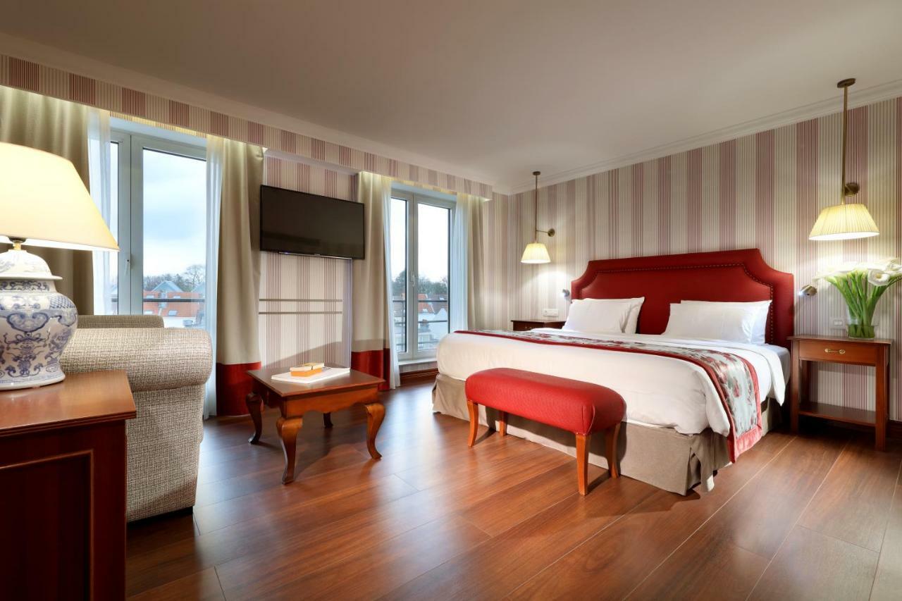 Eurostars Montgomery Bruselas Exterior foto Suite